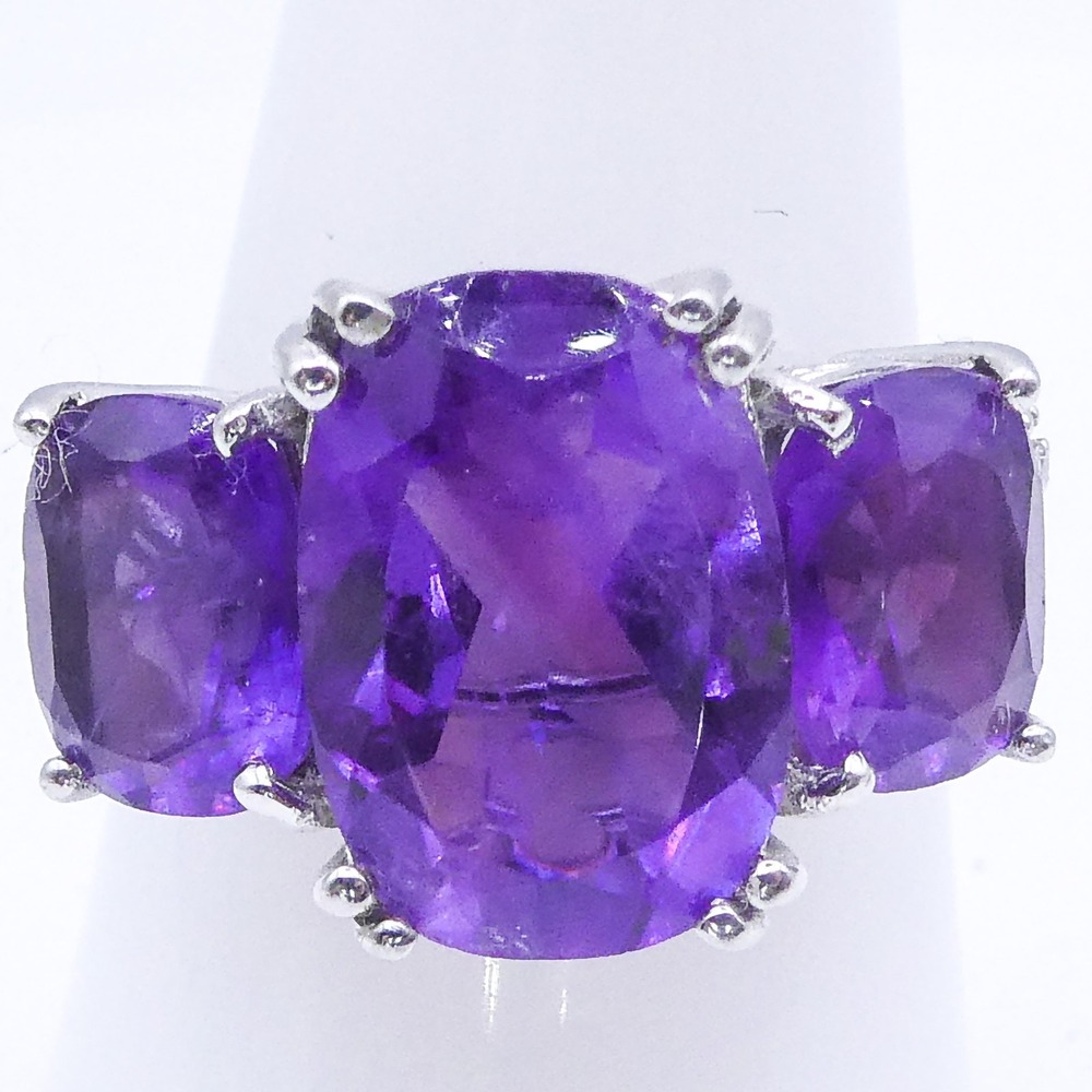 Djoy Amethyst Sterling Silver Purple 7.3 ctw Three Stone Sz 8 Coctail Ring